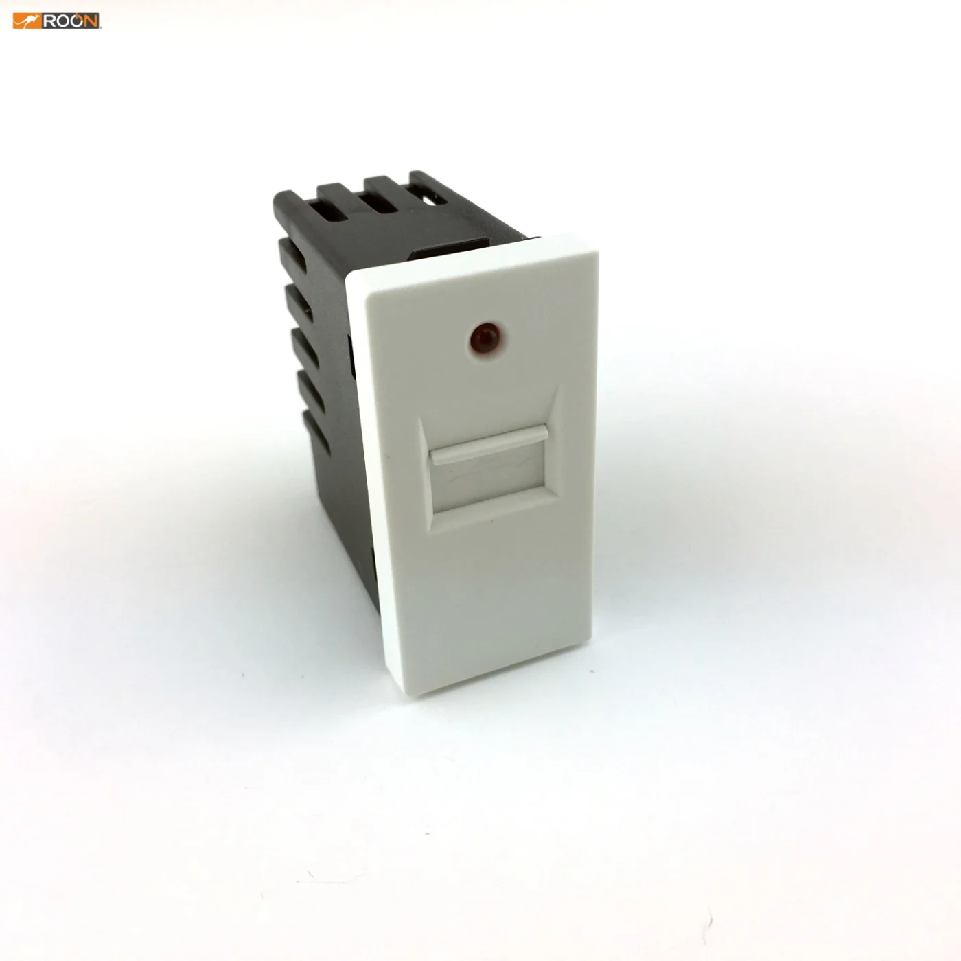 Modul zásuvky ROON R-1/2-USB1A-W